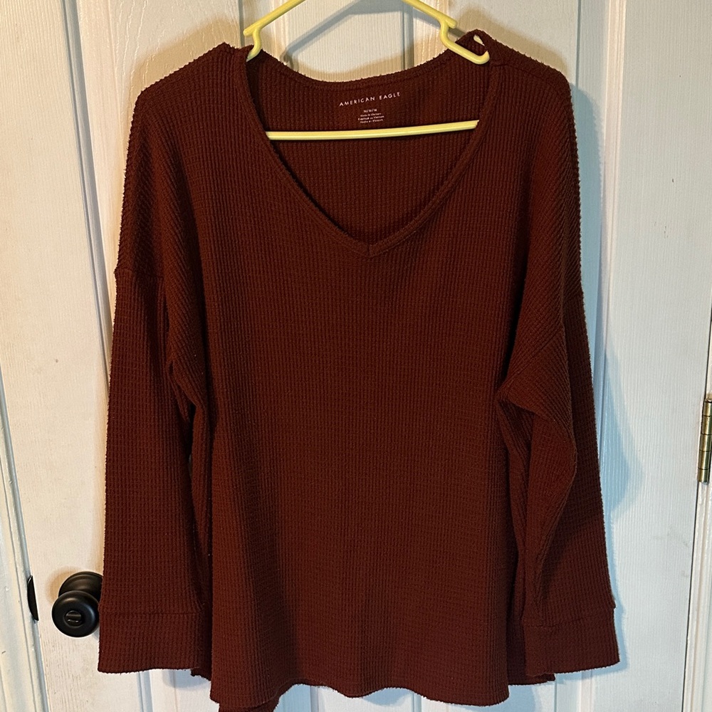 0037 American Eagle Outfitters Women's Deep rust Long Sleeve Top womens medium